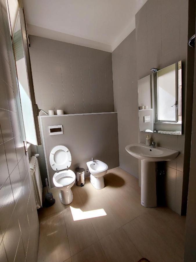 Genova Rooms Serra B Екстер'єр фото